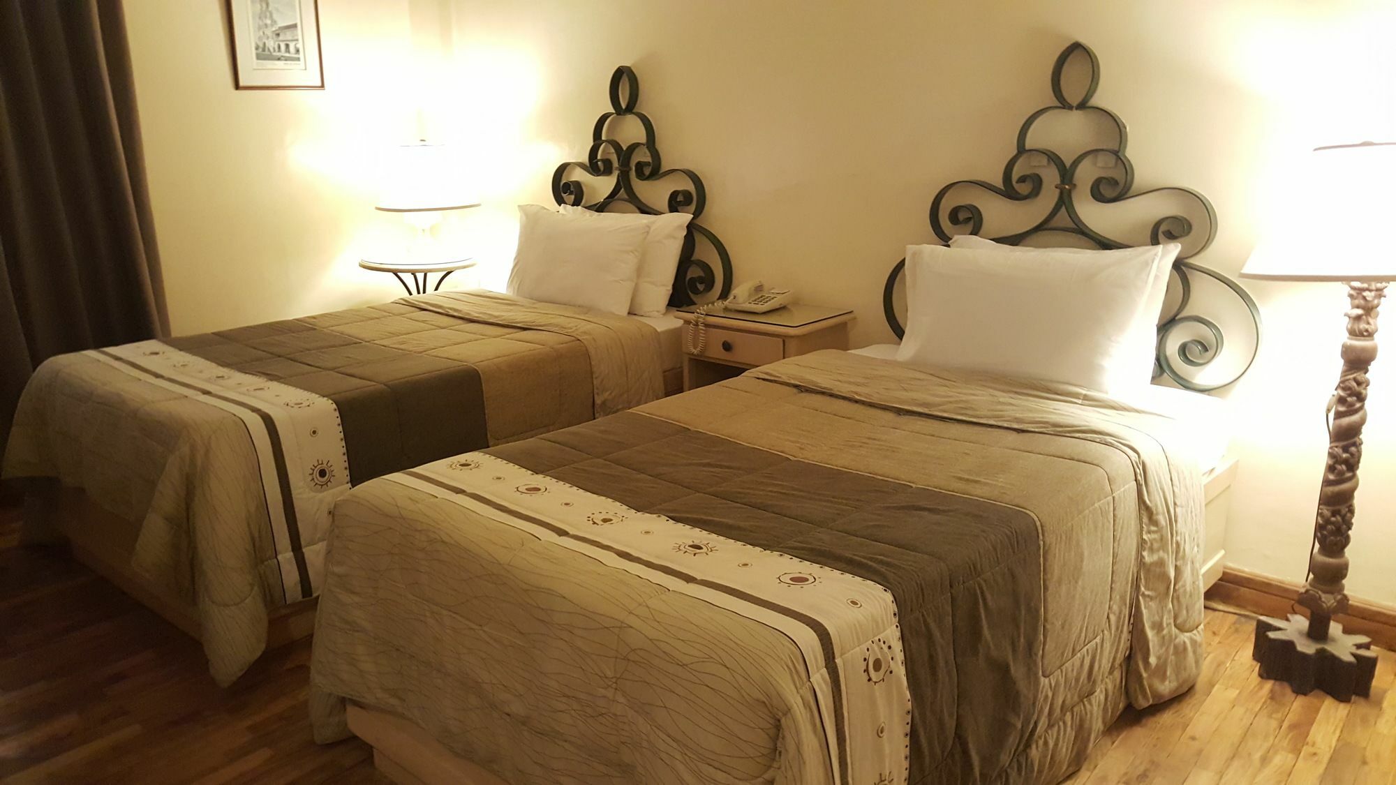 Roxas President'S Inn Εξωτερικό φωτογραφία