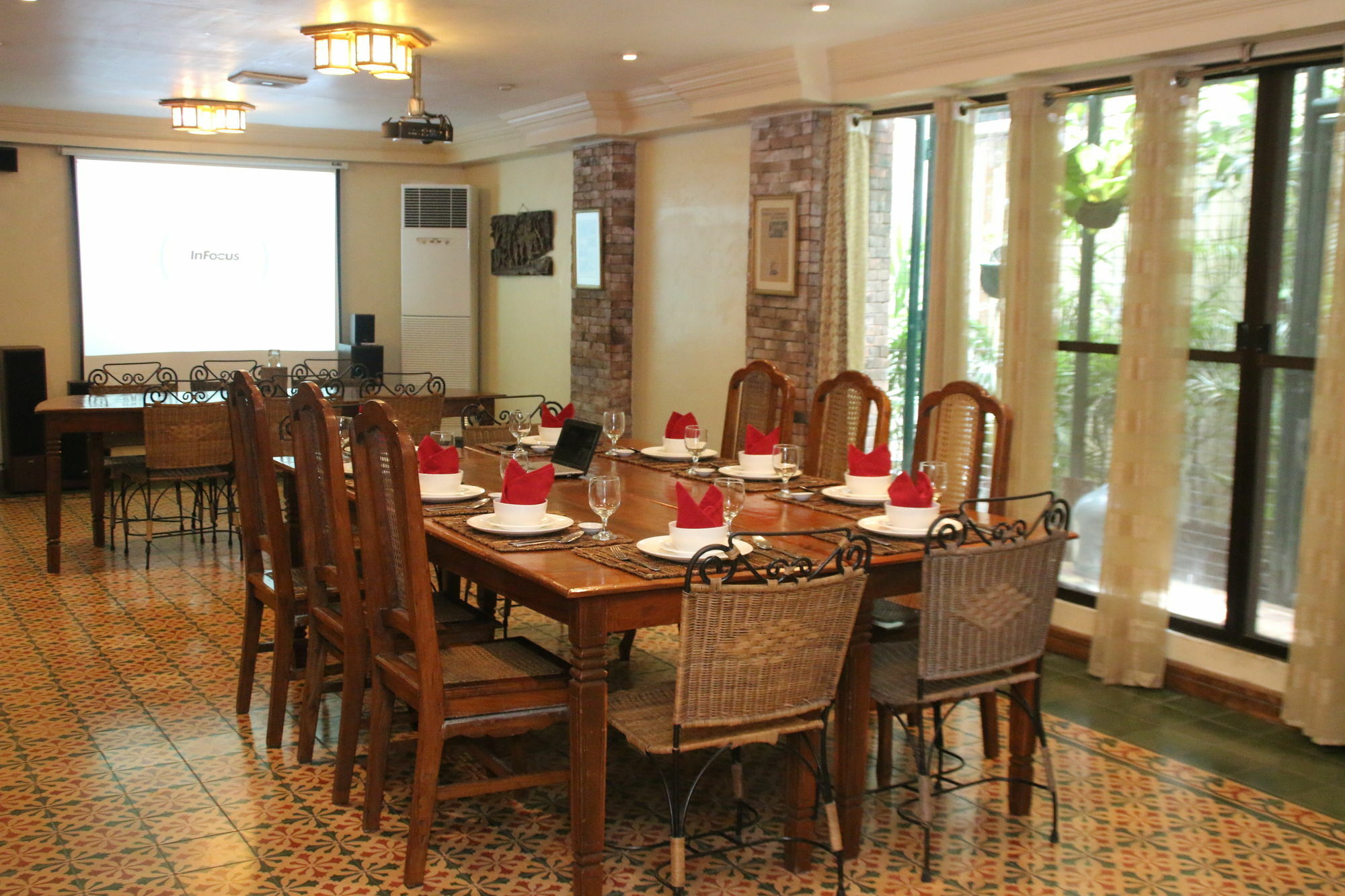 Roxas President'S Inn Εξωτερικό φωτογραφία